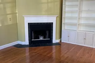 5 Munroe St, Newburyport, MA 01950 - Photo 4