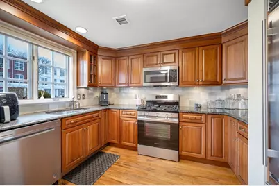 5 Munroe St #5, Newburyport, MA 01950 - Photo 10