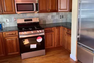 5 Munroe St, Newburyport, MA 01950 - Photo 1