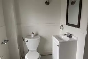 7 Court St, Woburn, MA 01801 - Photo 10