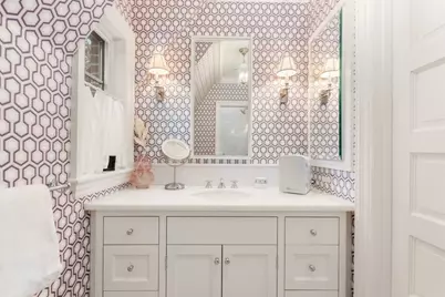 66 Montrose St, Newton, MA 02458 - Photo 24