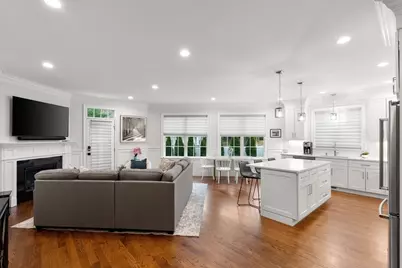 210 Evelyn #210, Newton, MA 02468 - Photo 6