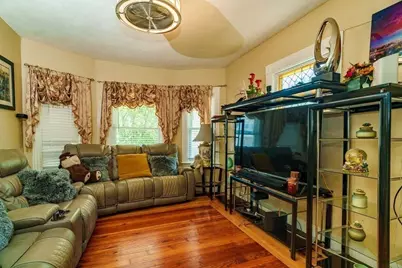 40 Baker Rd, Everett, MA 02149 - Photo 6