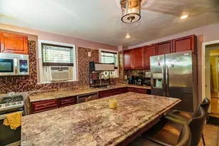 40 Baker Rd, Everett, MA 02149 - Photo 14