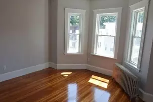 20 Corona St, Boston, MA 02124 - Photo 10