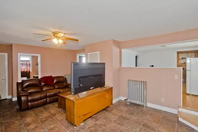 328 Newton St, South Hadley, MA 01075 - Photo 8