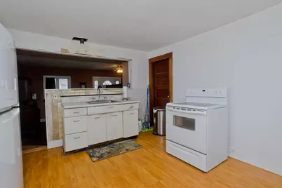 328 Newton St, South Hadley, MA 01075 - Photo 6