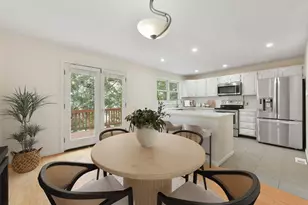 1045 Washington St, Newton, MA 02465 - Photo 4