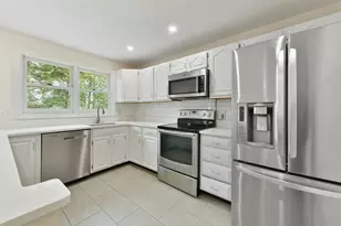 1045 Washington St, Newton, MA 02465 - Photo 8