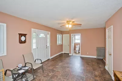 328 Newton St, South Hadley, MA 01075 - Photo 8
