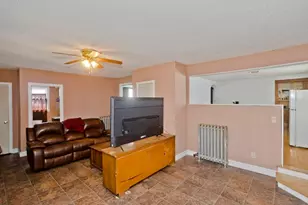 328 Newton St, South Hadley, MA 01075 - Photo 8