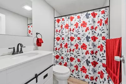 1430 Mammoth Rd, Dracut, MA 01826 - Photo 22