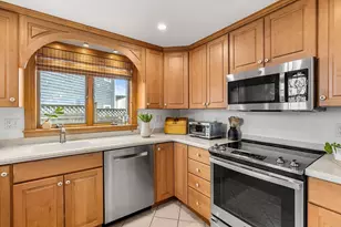 23 Hillside Ave, Marblehead, MA 01945 - Photo 12