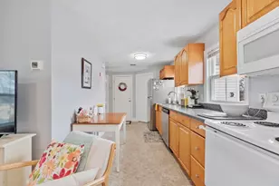 29 Kingsbury Ave, Haverhill, MA 01835 - Photo 2