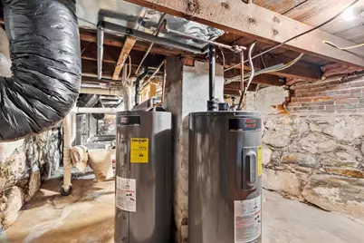 29 Kingsbury Avenue, Haverhill, MA 01835 - Photo 18