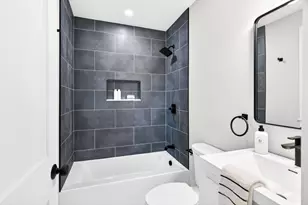 584 Cambridge St, Boston, MA 02134 - Photo 12