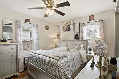 24 Jasper St, Springfield, MA 01109 - Photo 16