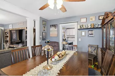 24 Jasper St, Springfield, MA 01109 - Photo 8