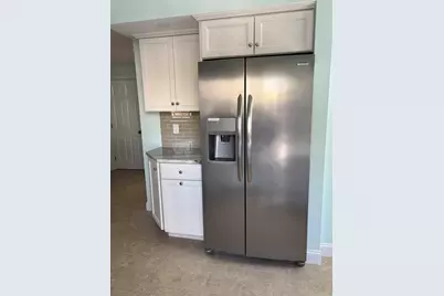 42 Charnock St #1, Beverly, MA 01915 - Photo 4