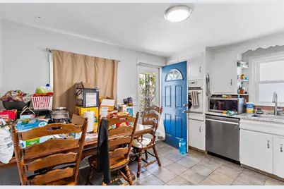 17 Vineyard St, Worcester, MA 01603 - Photo 6