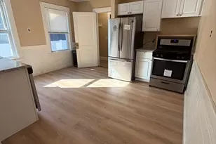 175 Warren St, Newton, MA 02459 - Photo 2