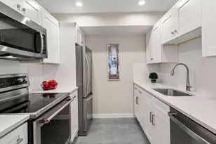 25 Holly Ln, Brookline, MA 02467 - Photo 12