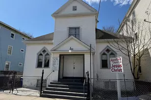 105 Purchase St, New Bedford, MA 02740 - Photo 1