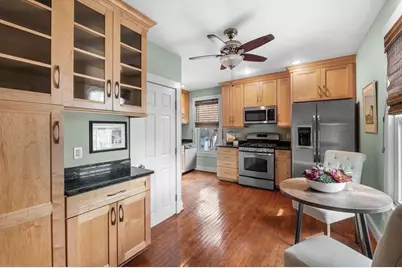 1 Maverick St #2, Marblehead, MA 01945 - Photo 10