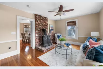 1 Maverick St #2, Marblehead, MA 01945 - Photo 6