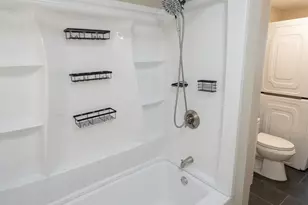125 Vernon St, Worcester, MA 01610 - Photo 8