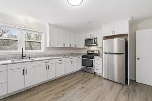 50 Frank St, Dracut, MA 01826 - Photo 4