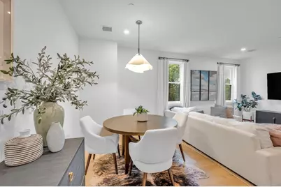 5245 Washington St #5, Boston, MA 02132 - Photo 8