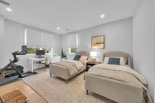 5245 Washington St, Boston, MA 02132 - Photo 22