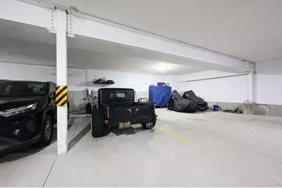 5245 Washington St #5, Boston, MA 02132 - Photo 34