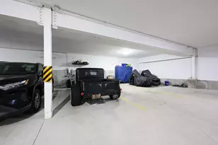 5245 Washington St, Boston, MA 02132 - Photo 34