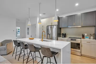 5245 Washington St #5, Boston, MA 02132 - Photo 1