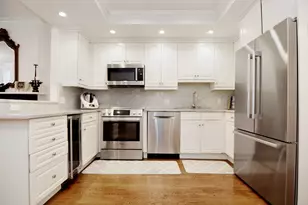 179 Marlborough St, Boston, MA 02116 - Photo 2