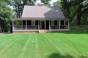 15 Follett St, North Smithfield, RI 02896 - Photo 2