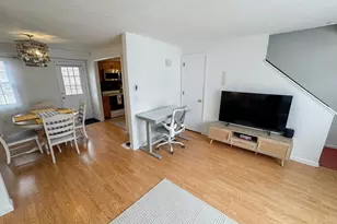 252 West St, Amherst, MA 01002 - Photo 8