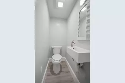 153 Bristol St, Springfield, MA 01109 - Photo 28