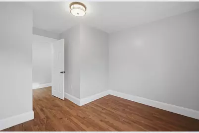 153 Bristol St, Springfield, MA 01109 - Photo 20