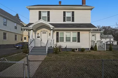153 Bristol St, Springfield, MA 01109 - Photo 1