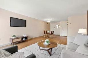 1321 Worcester Rd, Framingham, MA 01701 - Photo 8