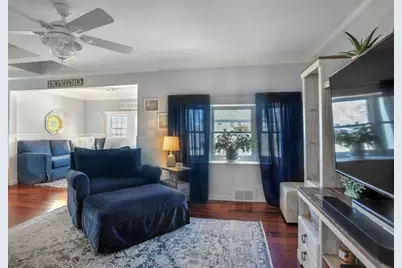 28 E St, Hull, MA 02045 - Photo 10
