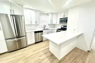 11 Carlton, Peabody, MA 01960 - Photo 2