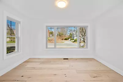 204 Green St, Marblehead, MA 01945 - Photo 12