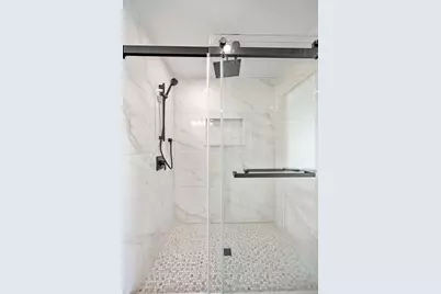 204 Green St, Marblehead, MA 01945 - Photo 22