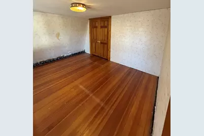 41 N Paul St, Stoughton, MA 02072 - Photo 8