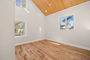 39 Spring St, Boston, MA 02132 - Photo 14