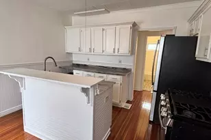 61-63 Eloise St, Springfield, MA 01105 - Photo 10